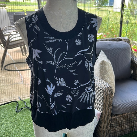Athleta Tops - Athleta Flowly Top